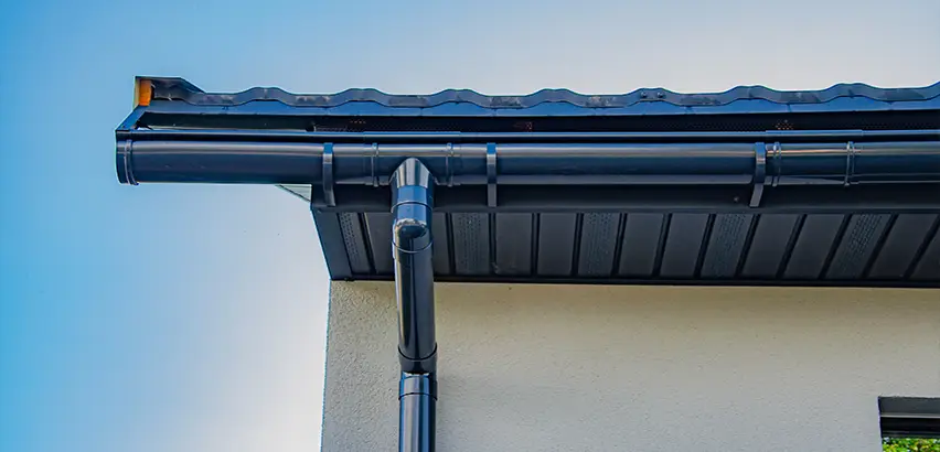 Professional Soffits and Fascia Replacement Services in Renton, WA