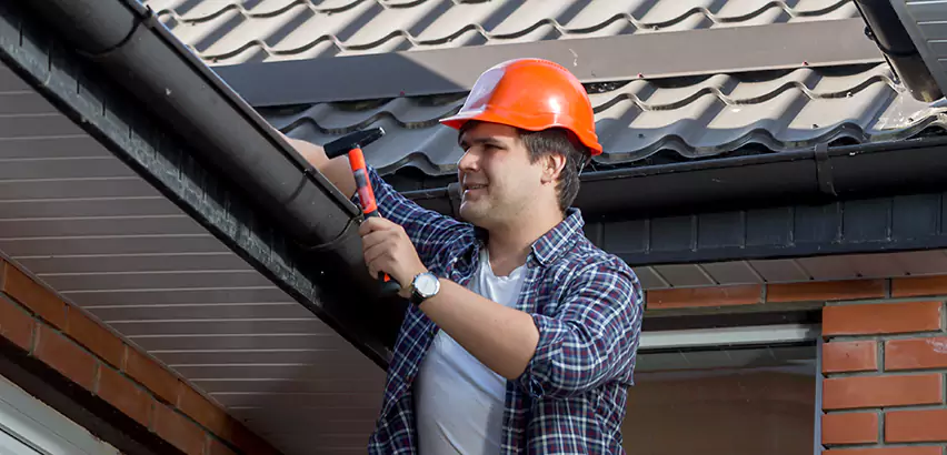 Gutter Fascia Repair in Renton