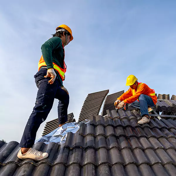 Why Renton, WA Property Owners Trust Renton Roofing Pro for Emergency Roof Repair?